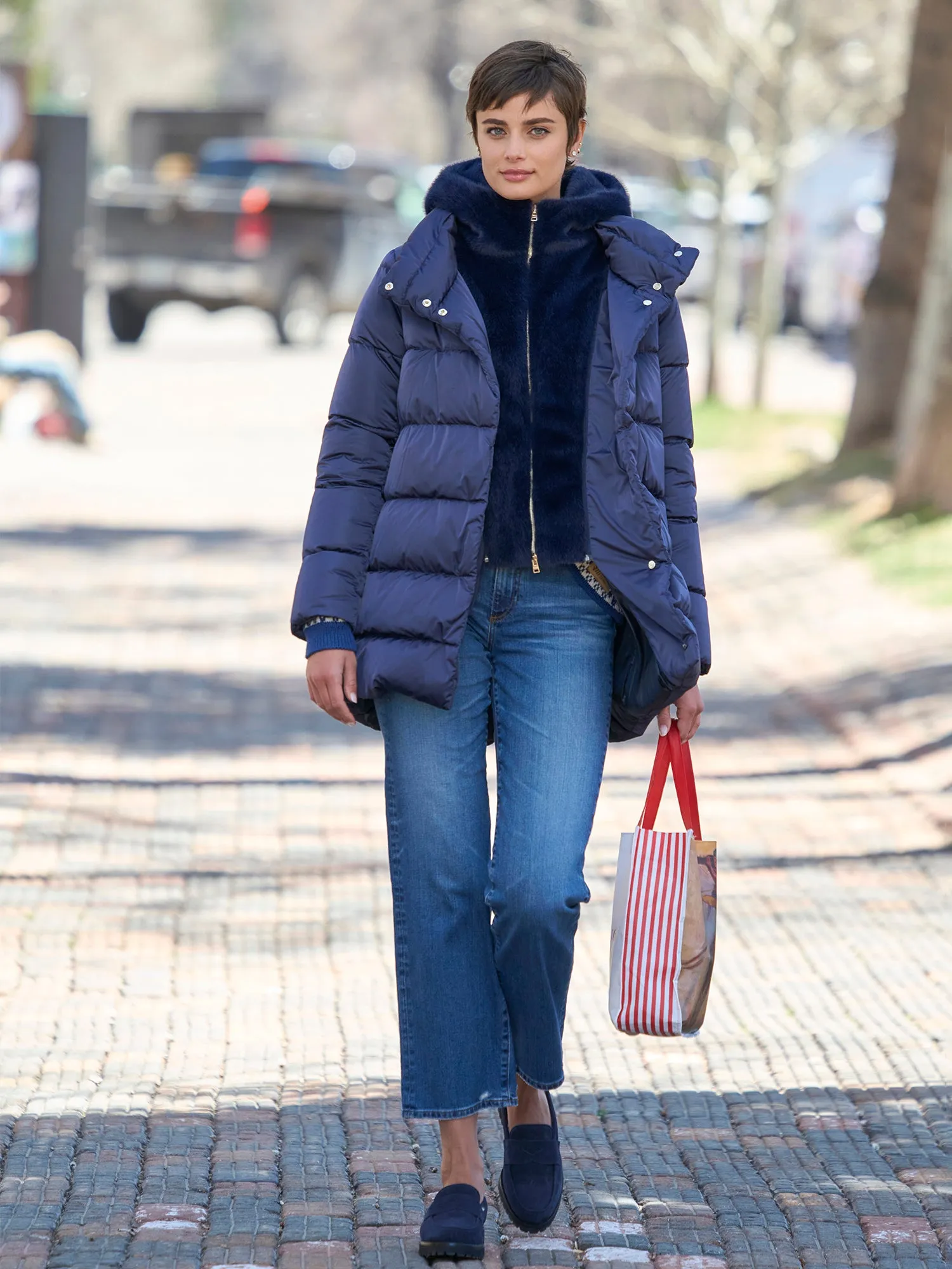 Stylish Ali Tec Satin Hooded Jacket for Maximum Comfort and Durability