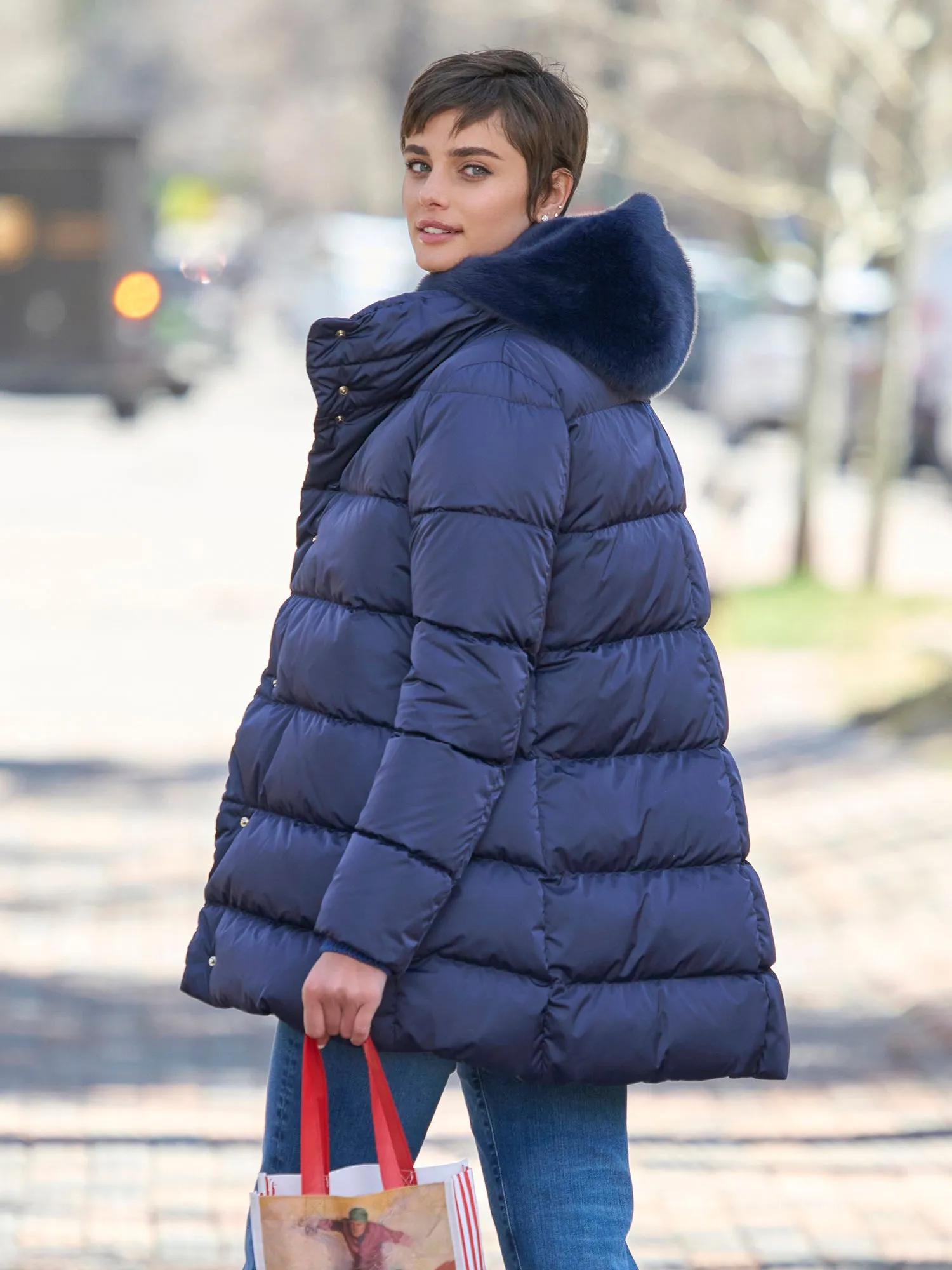 Stylish Ali Tec Satin Hooded Jacket for Maximum Comfort and Durability
