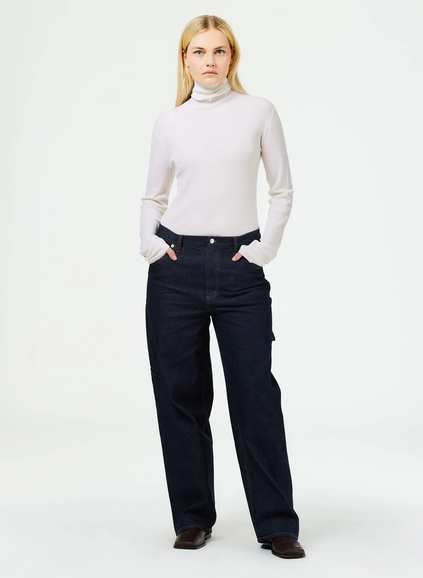 Featherweight Ribbed Sweater Turtleneck Pullover