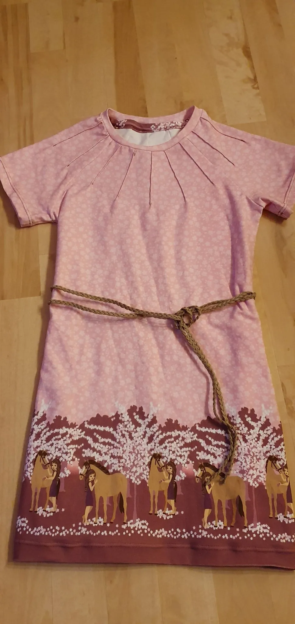 Luna Kids - Pullover mit Biesen (Papierschnittmuster)