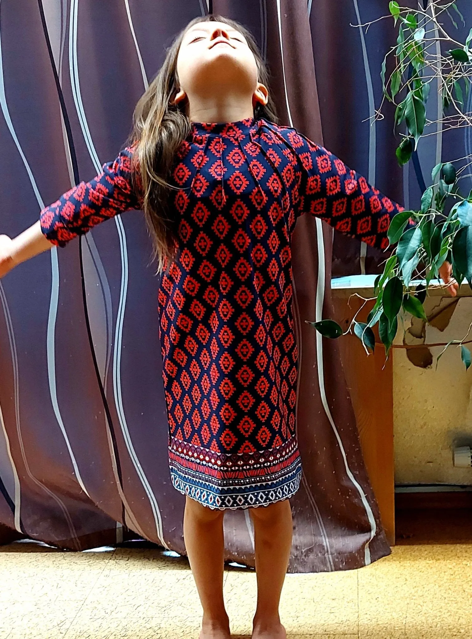 Luna Kids - Pullover mit Biesen (Papierschnittmuster)