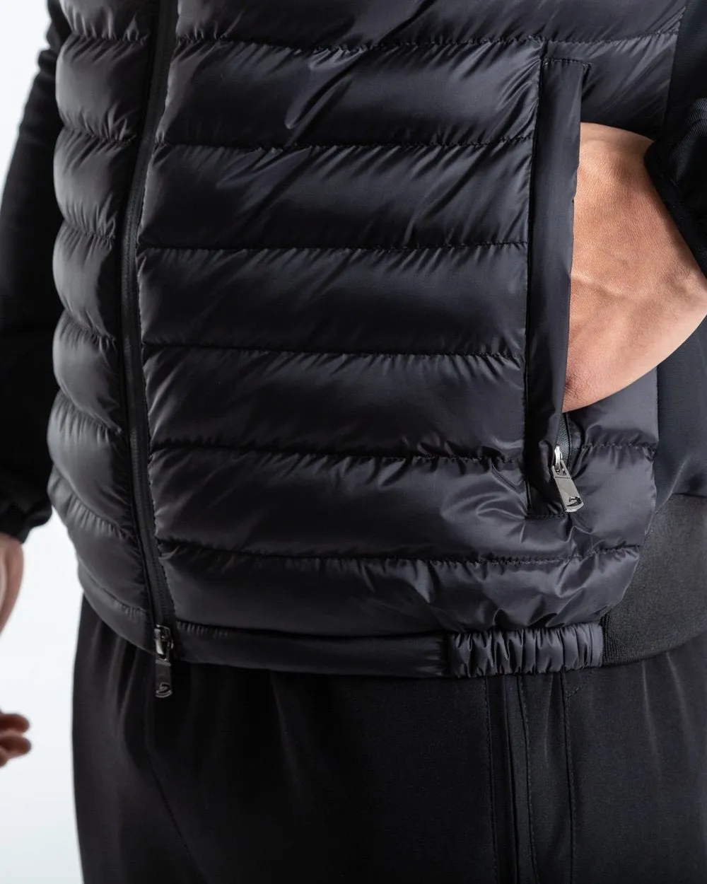 TAPIA JACKET - BLACK